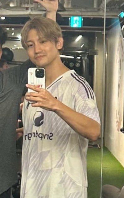 チャンミン初ソロコンまで1週間を切ったね🤭
チャンミン、着々に理想の王子化してますな🤣
チャミペン妹が喜びます🤭

ユノペンの私の心は今、🇻🇳だけどな🤣❤️‍🔥❤️‍🔥❤️‍🔥

#チャンミン #TVXQ! #チャンミンソロコン #東方神起