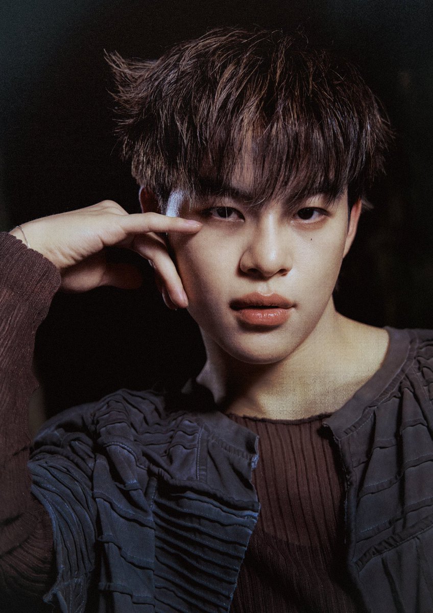 nadeariiiz's tweet image. เข้าใจงานสายตา อินเนอร์ปะ คืออินเนอร์ตัวแรง ตัวบวก ตัวเปิด ตัวพ่ออะ ให้เลยคัมแบคได้ไปเดินไฟนอลวอล์คแน่
#MARCKRIS 
#BUS_BB_INDIVIDUALPHOTO
#BUS_BB