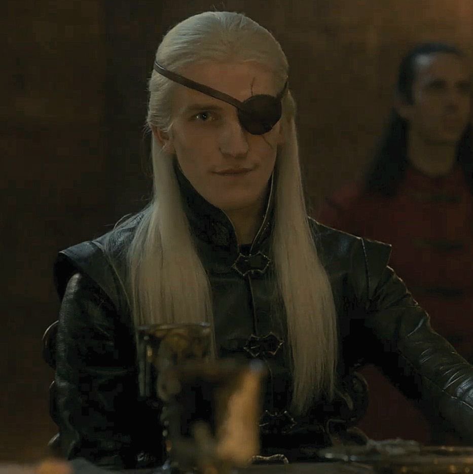 aemondship's tweet photo. aemond targaryen x book!aegon ll targaryen https://t.co/BRw91Txn33
