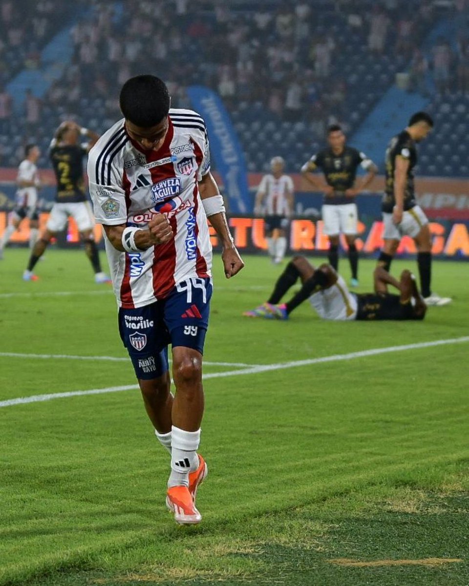 ⚽👏 Junior goleó 4-0 a Llaneros este viernes en el estadio Metropolitano Roberto Meléndez por la novena jornada de la Liga II-BetPlay. 

📷: <a href="/gutierrezfoto/">Jeisson Gutiérrez</a>