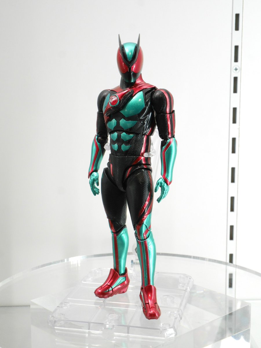 最終価格！非売品！REDMAGIC Tシャツ 黒新品　アクスタ、フィギア！ 最終価格！非売品！REDMAGIC Tシャツ 黒新品 アクスタ、フィギア