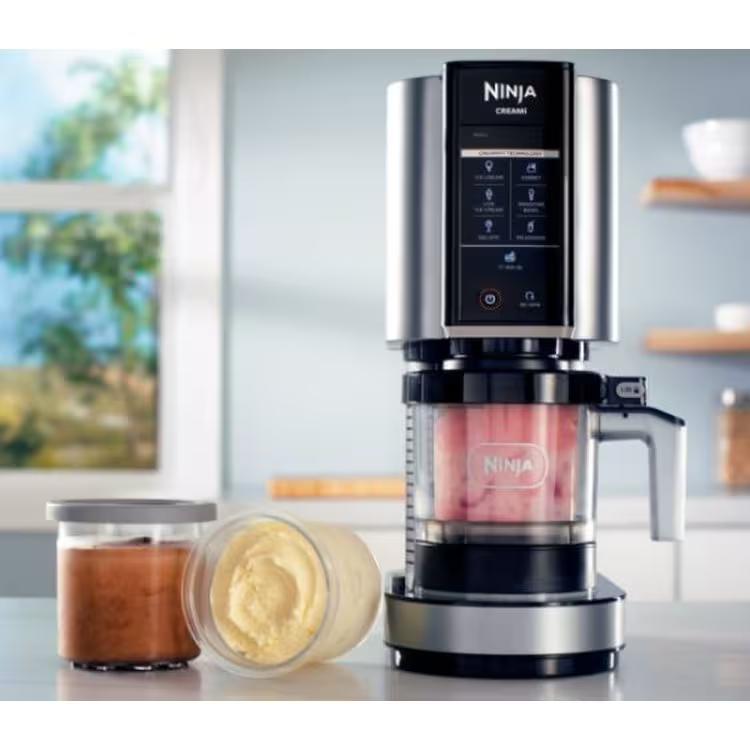 닌자 크리미가 너무 갖고 싶은데
사실 제가 아이스크림을 그닥 좋아하지 않아요 ㅋㅋㅋ
1년에 몇 번 안 먹음..
주니어는 아이스크림 먹으면 매우 높은 확률로 복통..
남편은 좋아한다는데 술 먹은 뒤에만 찾음..
그런데도 너무 갖고 싶다.......