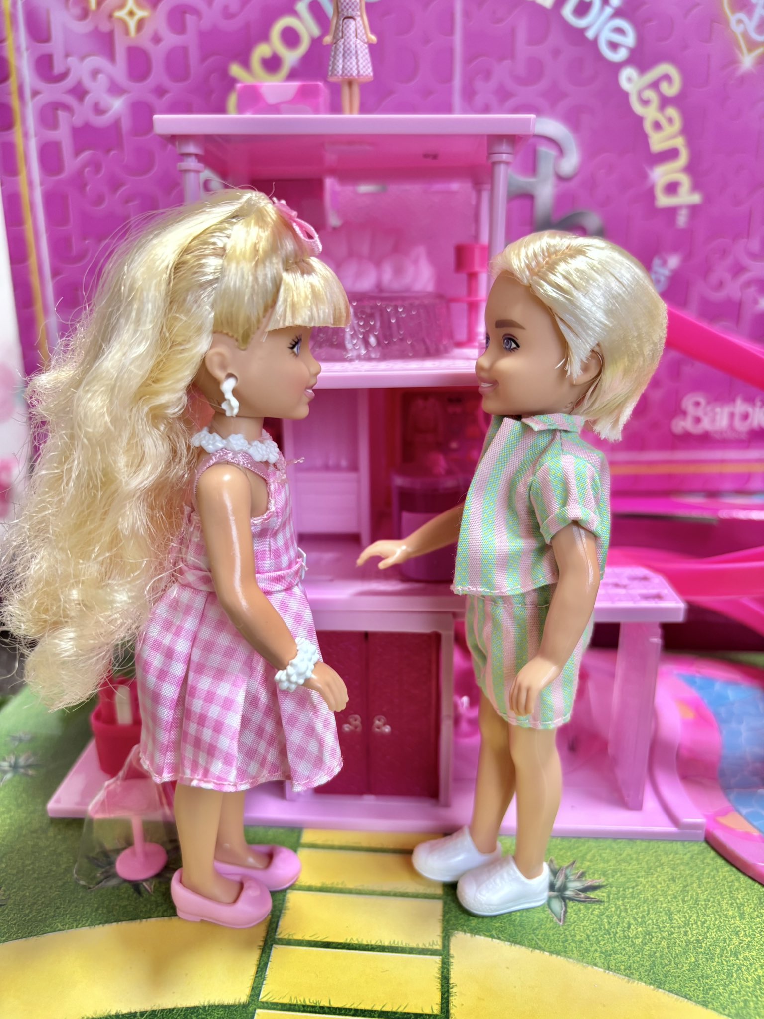 Mr.Barbie (@barbiegion) / X