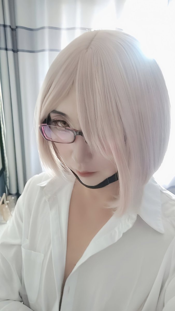 罗德尼の舰桥 tweet media