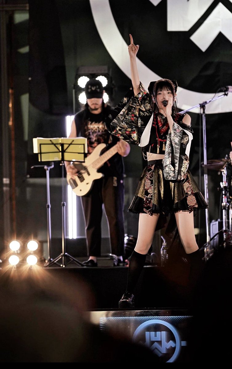 2025.8.29
歌舞伎町タワーステージ・シネシティ広場

りっかさんが歌舞伎町のデッカいモニターに映った時は流石に感動でした🐸

あと野外のライブ最高だな😃

#INUWASI
#六椛