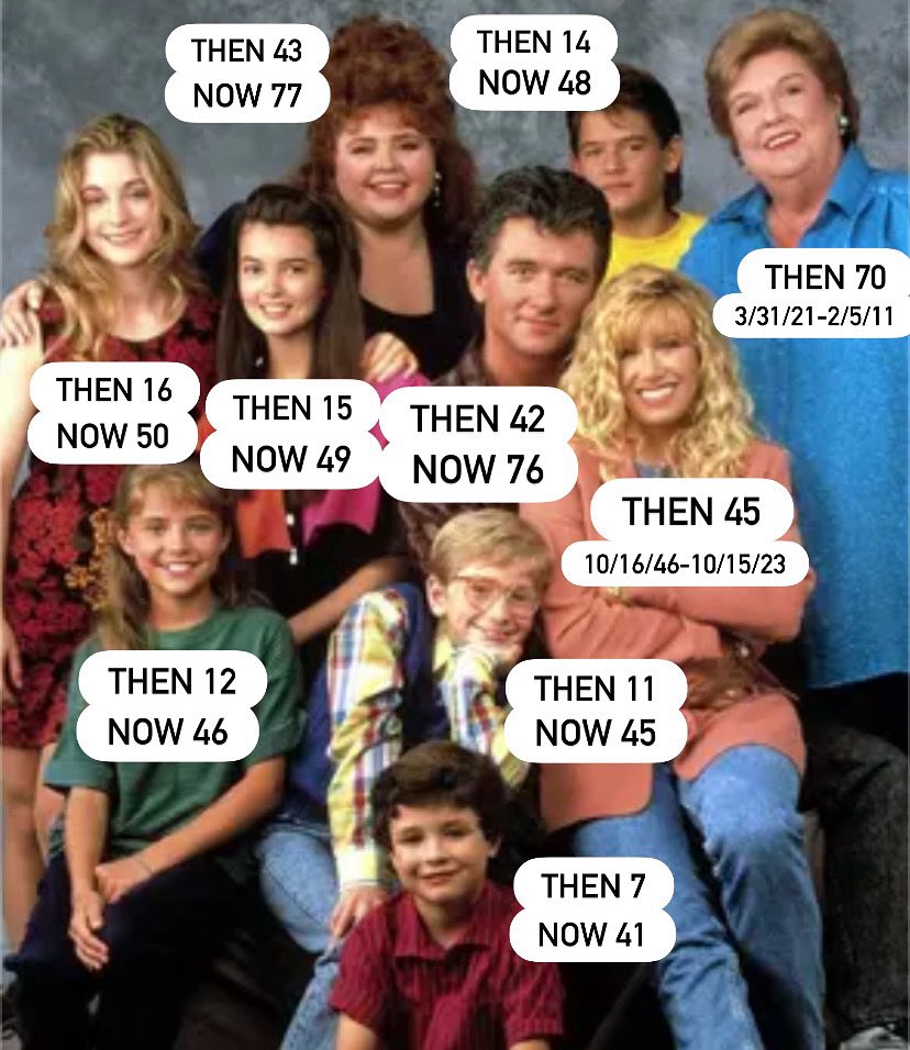 80sThen80sNow's tweet image. A Large Blended Family Forms Together After Single Parents Carol and Frank Spontaneously Marry and Move Their Kids Into One House.  

#stepbystep #blendedfamily #suzannesomers #patrickduffy