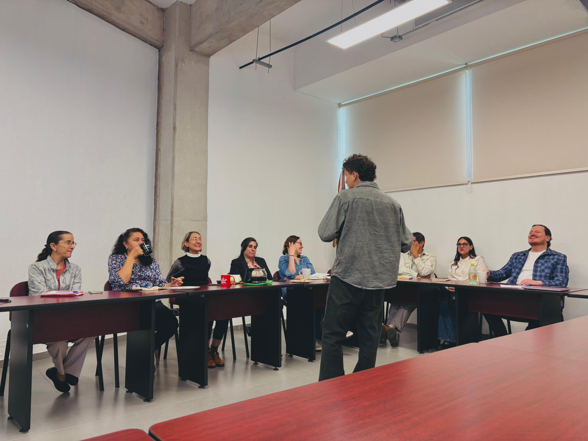 colectivo diverso tweet media