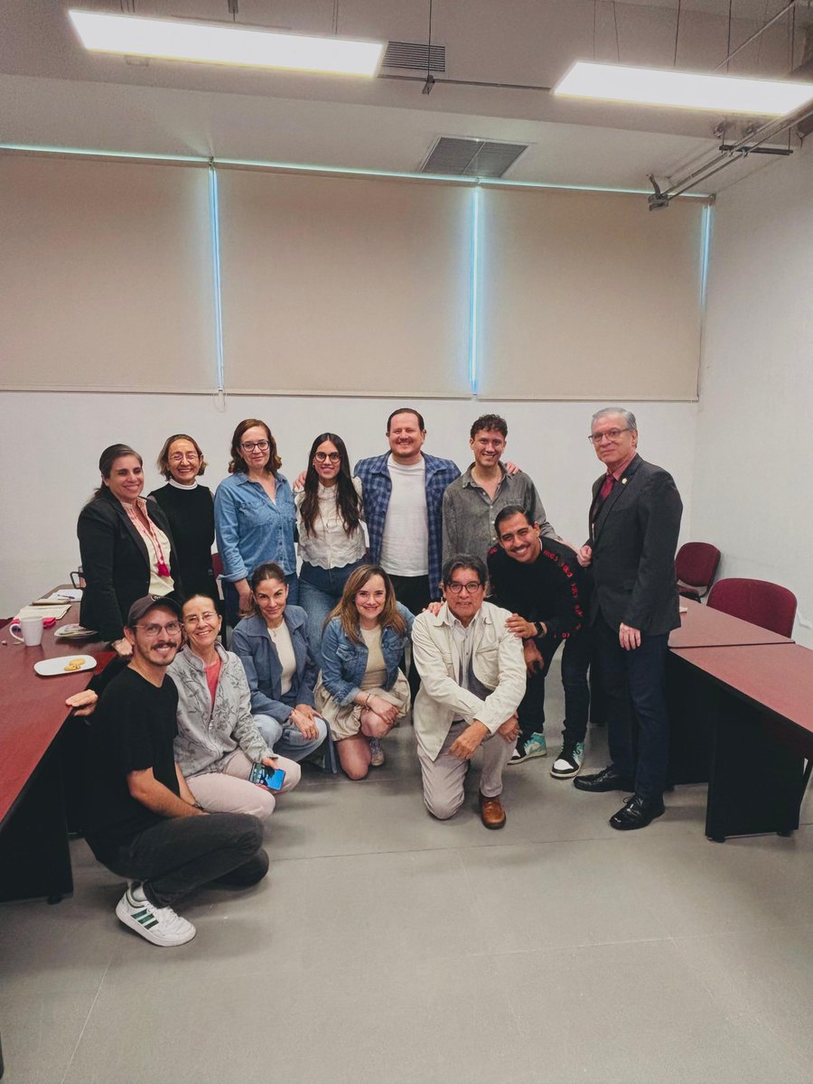 colectivo diverso tweet media