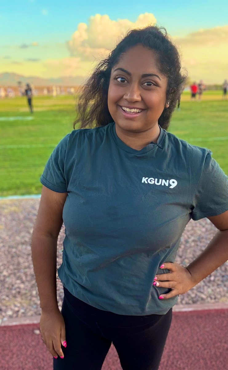 Who’s happy footballs back?! Clearly I am 🏈 
We’ve got you covered on <a href="/kgun9/">KGUN 9</a> for tonight HS football games.
