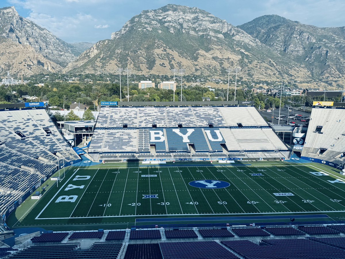 PortlandStateEQ's tweet photo. 📍BYU✅
Locker Room✅
Go VIKS✅ https://t.co/HVl6wVir52