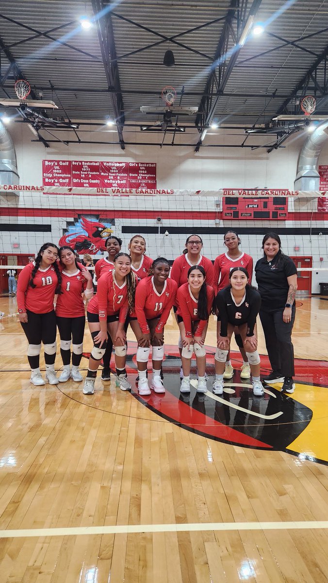 Del Valle Volleyball tweet media