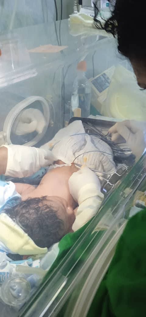 cubacooperaven's tweet photo. Atención al recién nacido  de riesgo por la Brigada Médica Cubana del centro de Diagnóstico Integral  Carrasquero 
Municipio Mara
Estado Zulia 
 #CubaPorLaVida
#CubaCoopera https://t.co/xD3lOE9qX6