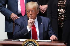 SantiagoDLNWS's tweet image. 🇧🇷 🇺🇲 | BREAKING NEWS: Donald Trump says in an interview that he will apply the Magnitsky law to each minister who votes in favor of the arrest of Jair Bolsonaro.