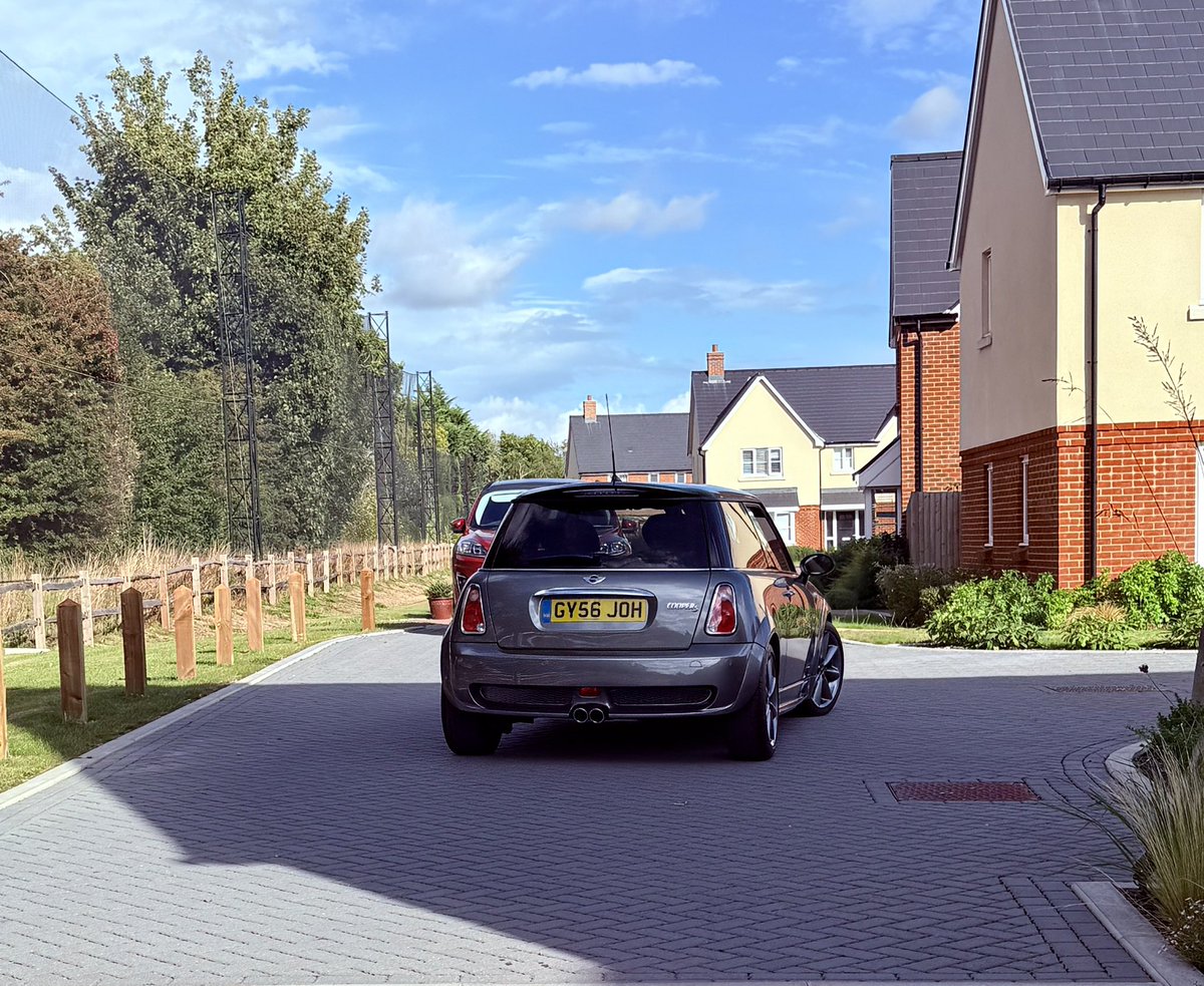 Mark Griffiths tweet media