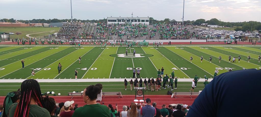790. Friday Night Lights are back

The Huntsville Hornets take on the Brenham Cubs to kick off the 2025 Regular Season.

Tune in RIGHT NOW on 101.7 KSAM-FM, the KSAM Mobile App or the 101.7 KSAM YouTube Channel as myself and Dave Fanucchi bring you the action live.

#StingEm
