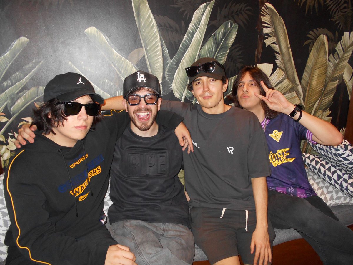 Juan parece el tío gay de la familia 💔