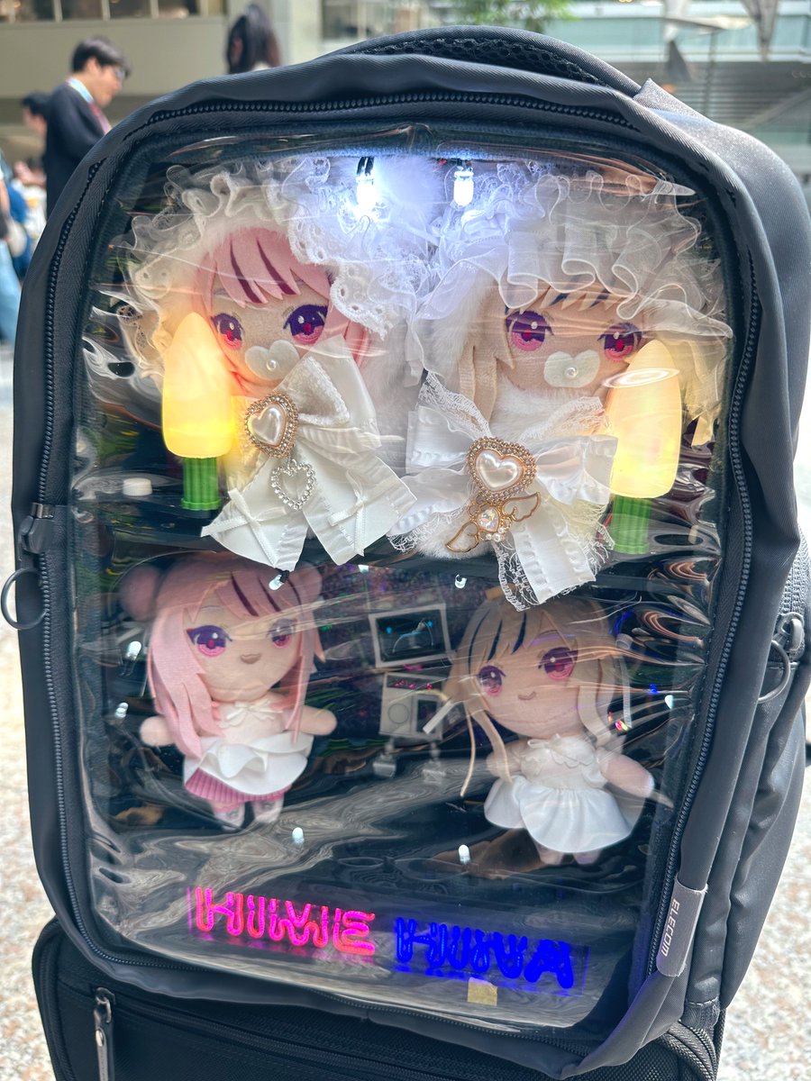 ニンライトスーパーアーマーをお渡しする約束をしていた皆さん！
この痛バが目印ですので見かけたら声をかけてくだされ🫡