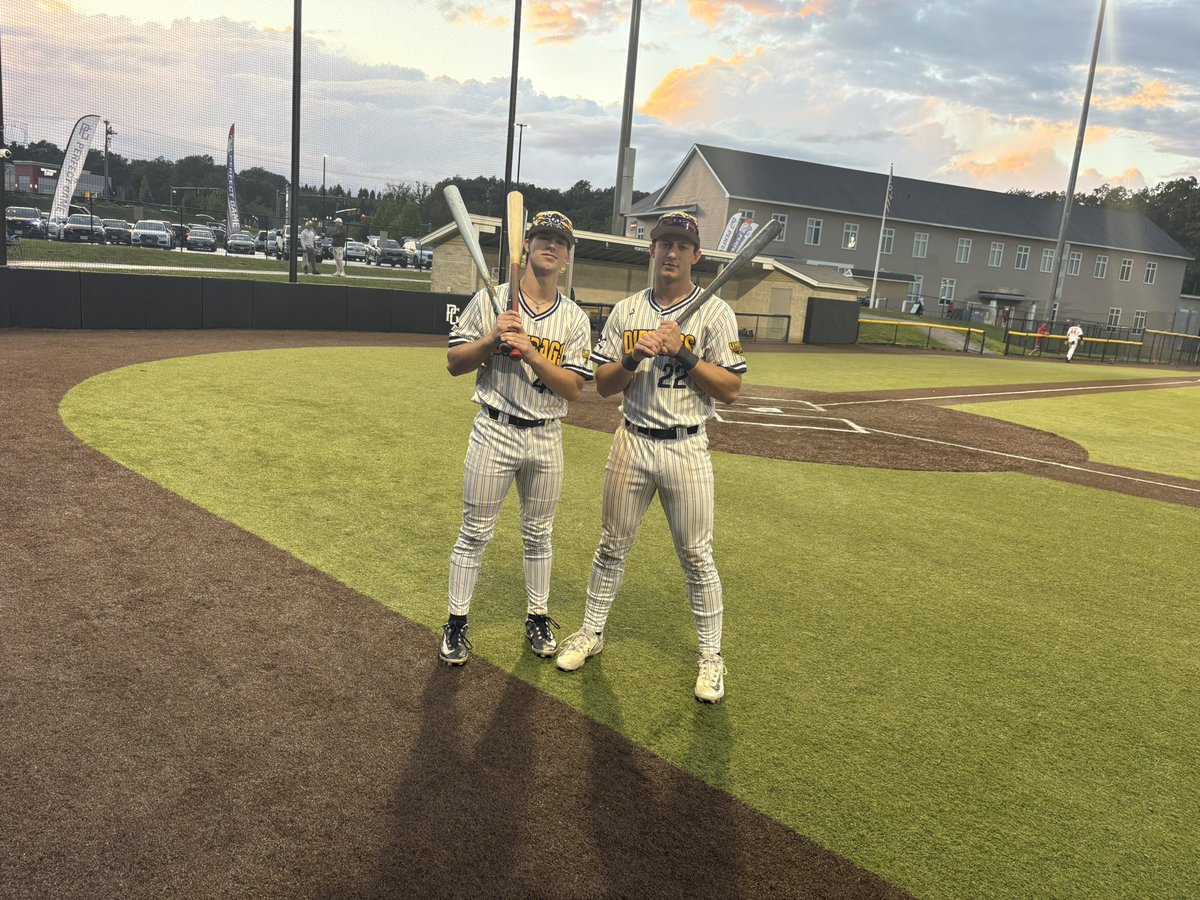 2026 Va dirtbags platinum squad getting the walkoff win in game one , 3-2 in the PERFECT GAME JUPITER QUALIFIER IN Massachusetts!!
☠️☠️⚾️⚾️🏴‍☠️🏴‍☠️