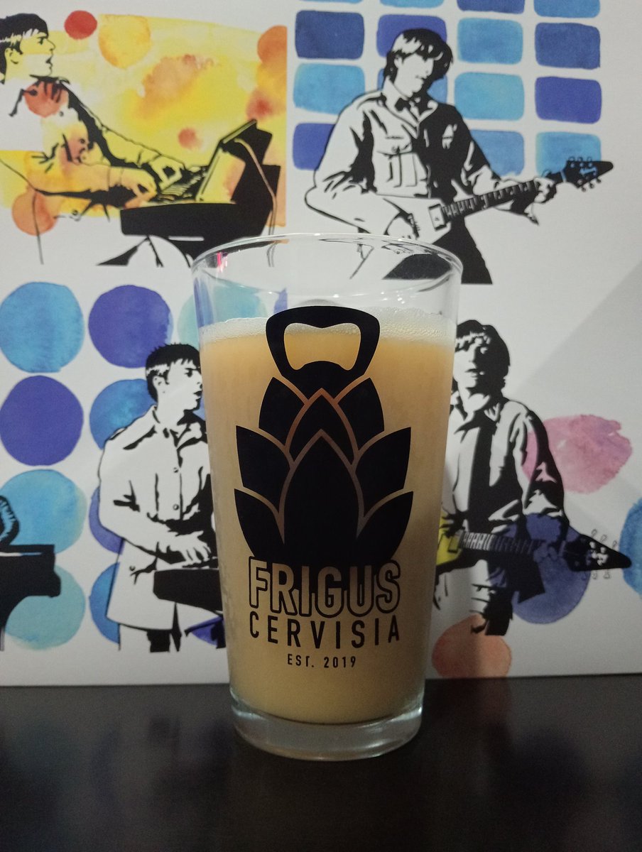 Sigue el #CebadaYVinyl con La Vieja Frida una súper espesa y amarga Doble IPA con 8% de Rey Árbol.

Moon Safari de <a href="/airofficial/">AIR</a> 1998

#Frigus #beer #cerveza #craftbeer #beerme #beertime #beerlover #BrothelHB #vinylrecords #vinylcollector #drinkbeer #viernes #birra #bier #tgif