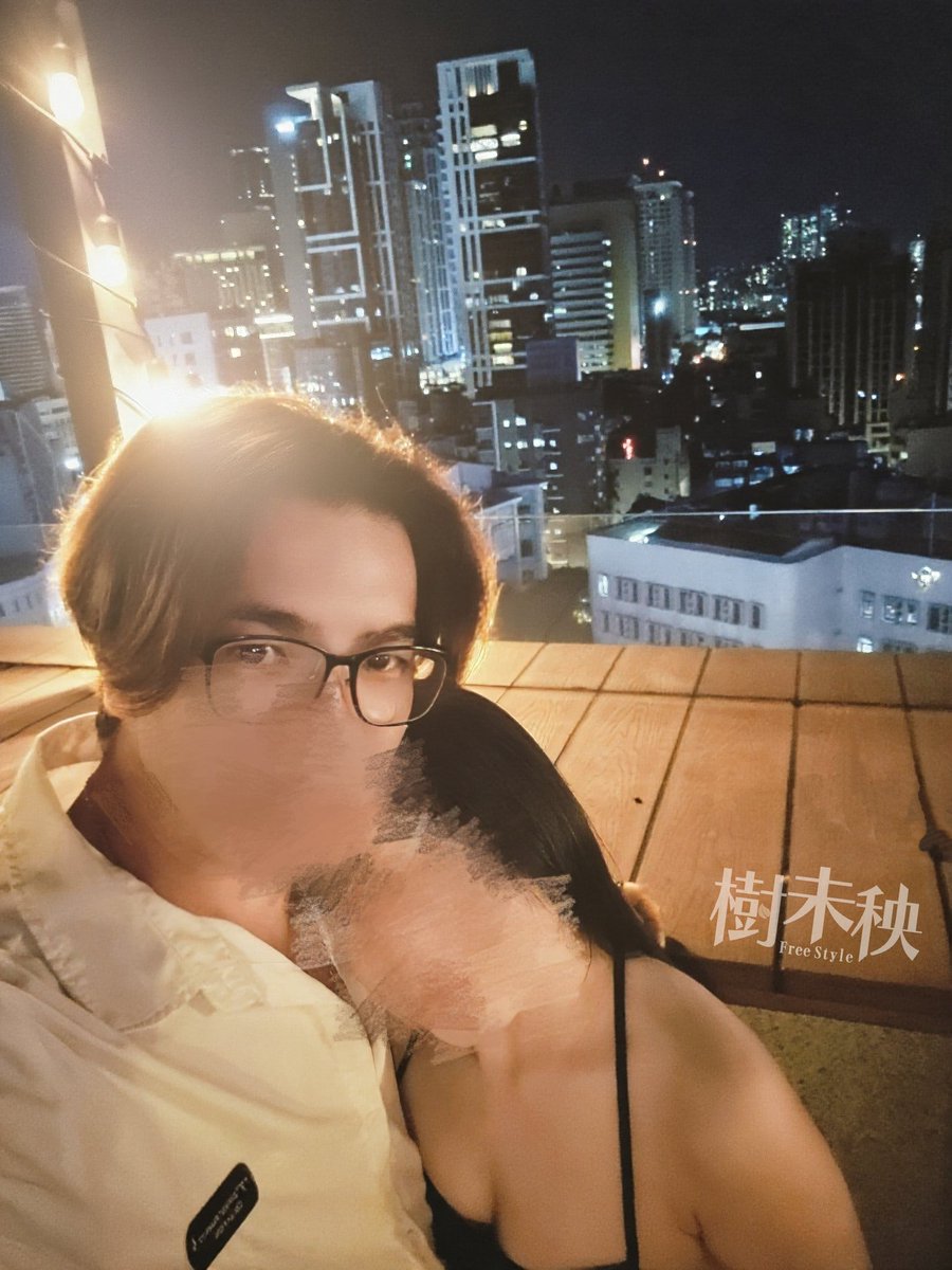 『溫柔』

我：「你啊，總是不吵不鬧地等我，還那麼體諒我，從來不勉強我什麼。」
她：「因為我不想讓你有壓力，我只想靜靜陪著你。」
我：「可是…」
我：「好吧...那把今晚變成專屬的浪漫吧」
她：「嗯…那就把今晚，留給我們吧。」

#很容易滿足的妳
#拿出小禮物時
#怎麼你感動成那般阿