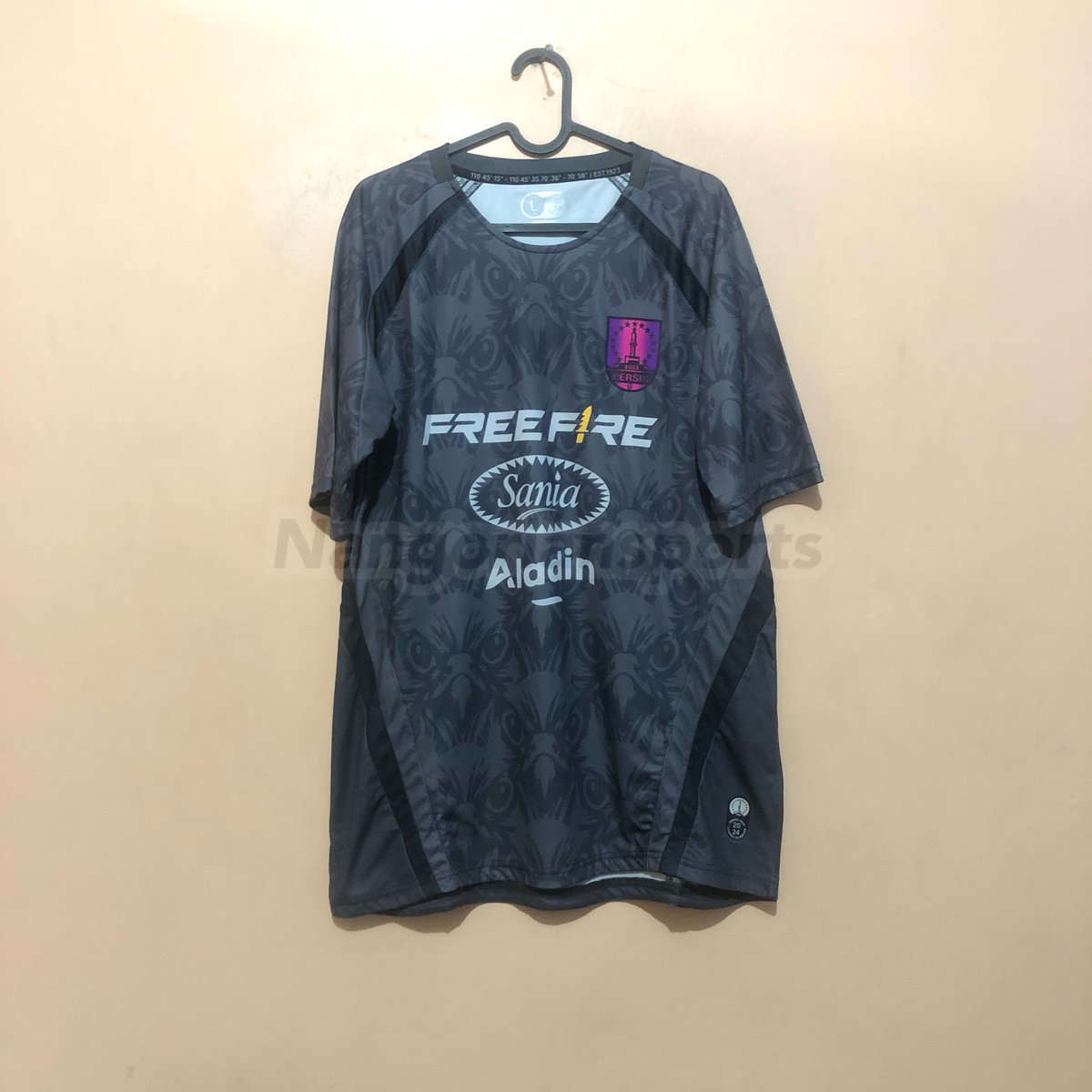 Bismillah, #Jersey4Sale
-
Persib home 24/25, BNWT, 2XL, all ori, 199K
Persis Solo alternate 24/24, BNWT, L, 249K
-
for more info &amp; order: linktr.ee/nangoriansports 

<a href="/Jerseyforum/">The OG Indonesian Blokecore</a> <a href="/Surrameykits_/">Surramey Kits 🍉</a> <a href="/indonesianjsy/">Indonesian.Jersey</a> <a href="/lapakjerseyori/">Original Jersey Stall - Lapak Jersey Original 🇮🇩</a> <a href="/JerseyLigina/">Pencinta Kain Ligina (Follow IG: @pjli_id)</a> <a href="/RCJerseyOri/">#RCJerseyOri Football Shop</a> <a href="/kirik__asu/">Kirik Asu</a> <a href="/agatanisapohan/">indra ismail pohan</a>