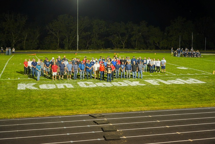 Freeman_Falcons's tweet photo. 🏈🧢Tonight was a special night, as we celebrated &amp; honored Coach Ken Cook with the dedication of our football field. Freeman will now play football on Ken Cook Field at Falcon Stadium.

🙏🏻Thank you Coach for your decades of service to our school &amp; community!💙

#WeAreFreeman🐦 https://t.co/fFTvtUSHpJ