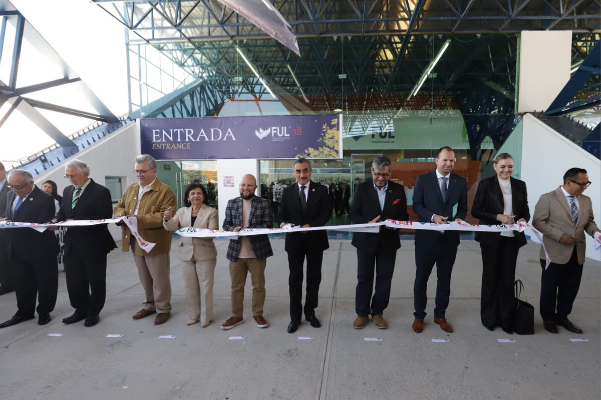 lauammx's tweet image. ¡La UAM asiste a la Feria Universitaria del Libro! Diversas obras de la Casa abierta al tiempo serán presentadas del 29 de agosto al 7 de septiembre en el Polifórum Carlos Martínez Balmori, UAEH.

#SoyUAM #LibrosUAM #Libros #Cultura 
@LibrosUAM @CulturaUAMmx @UAEH_OFICIAL