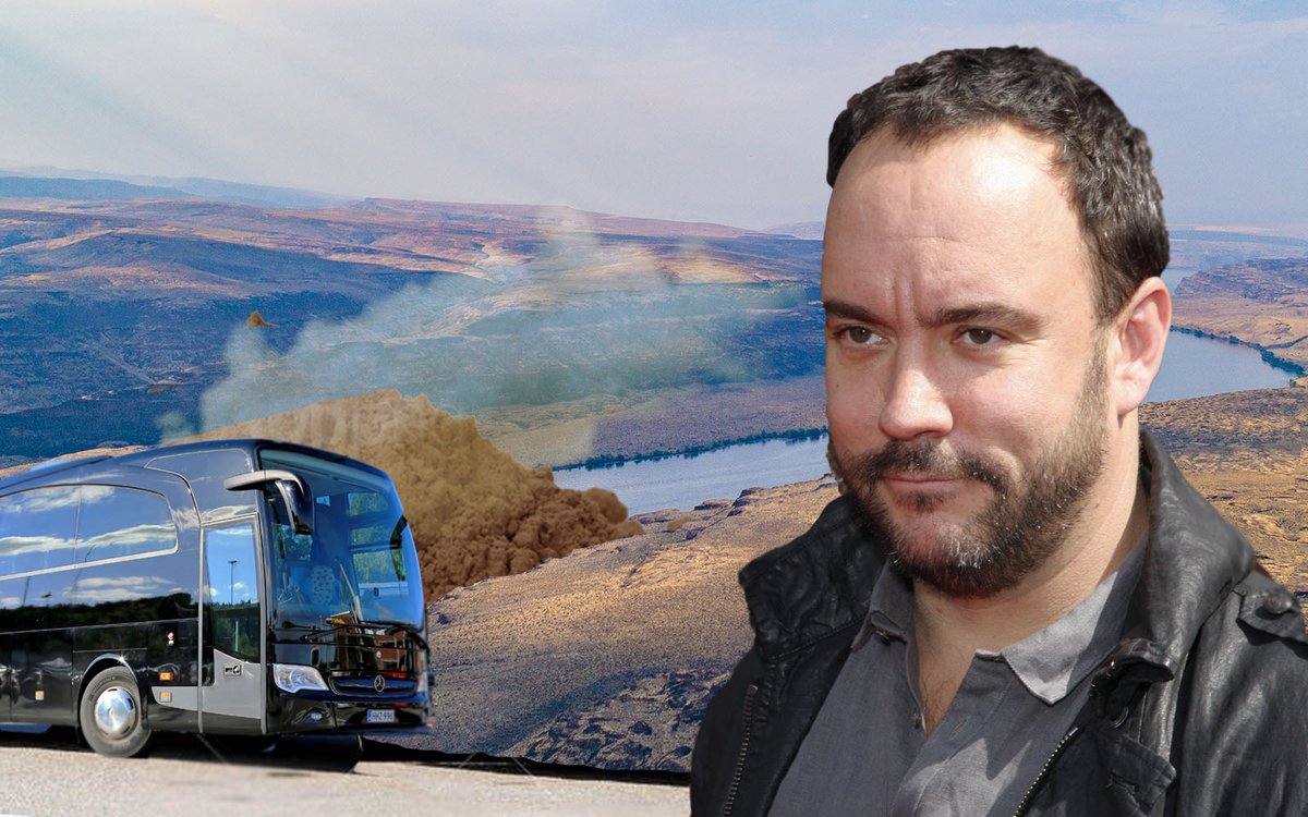 Dave Matthews Band Tour Bus Clogs Gorge to Remind Cal Raleigh Who the Real Big Dumper Is: tinyurl.com/yc7kwrjd