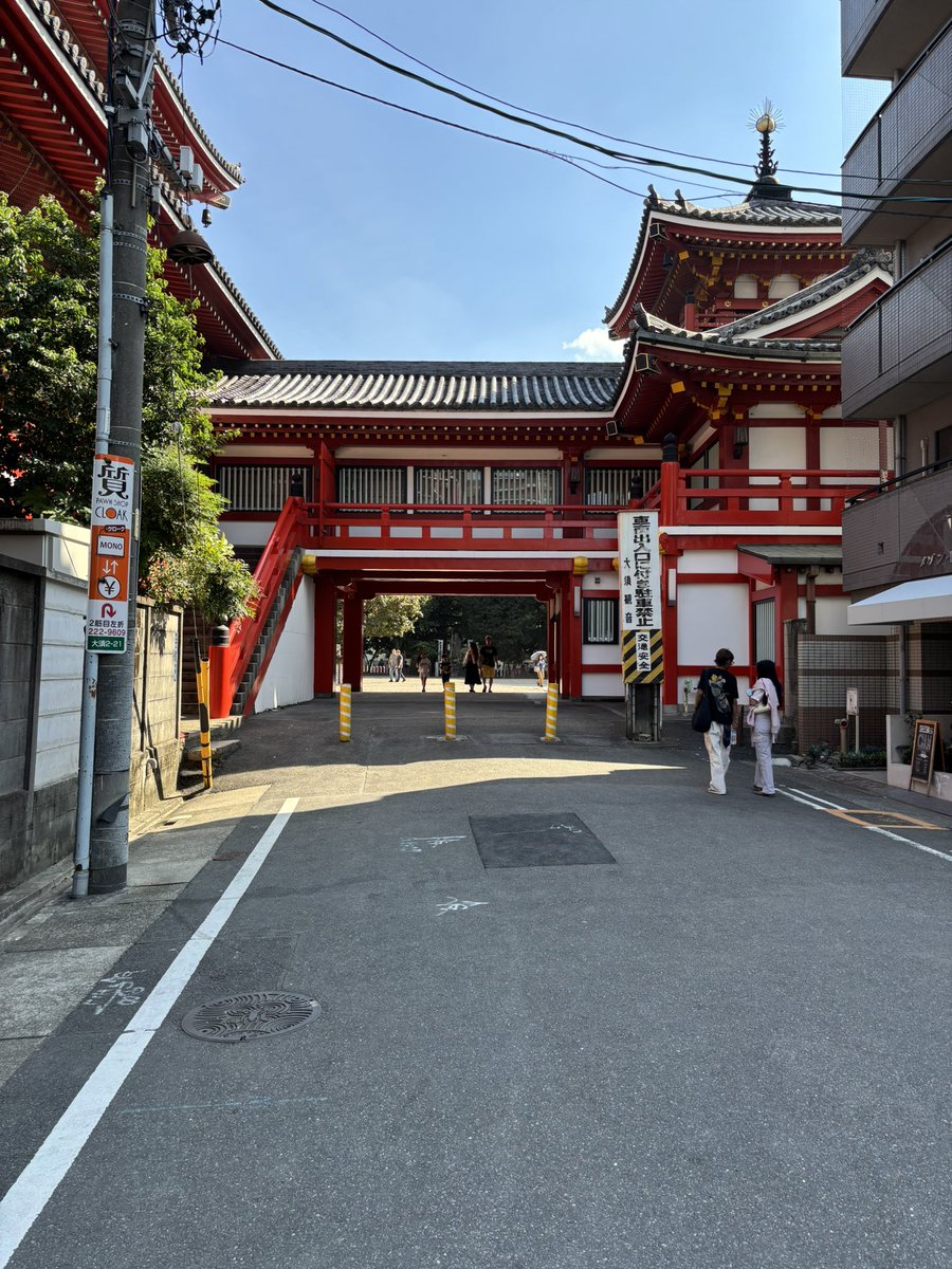 okano_jp's tweet photo. 会場めっちゃおおすかんのんの目の前だった https://t.co/y6n64dMl6g