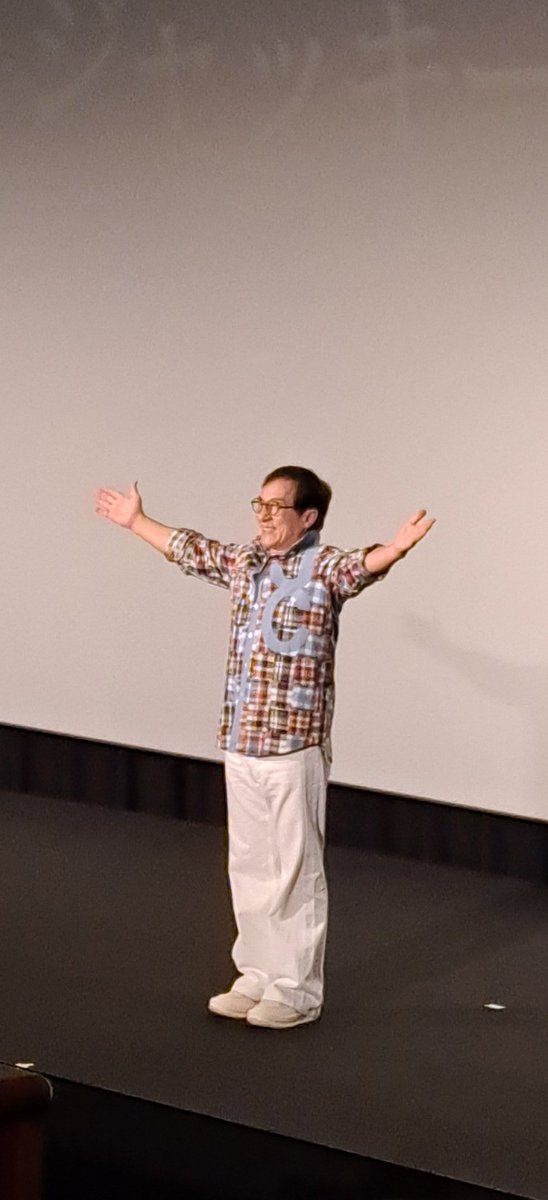 Takashi121930's tweet image. 「#ベスト・キッド:レジェンズ」上映後の #ジャッキー・チェン 舞台挨拶。ジャッキー、本当に気さくでチャーミングでファンサービスもたくさんしてくれて素晴らしかった✨楽しくて最高の時間をありがとうございました✨
#ベストキッドレジェンズ 
#TOHOシネマズ六本木ヒルズ