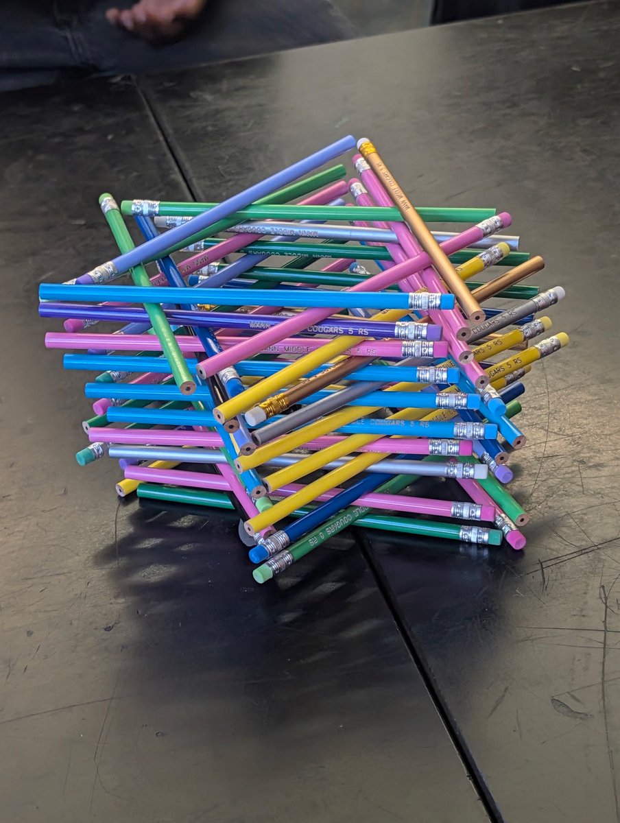 shobica_wadhwa's tweet image. Students are enjoying a #funFriday activity and showing a lot of competitive spirit as they build the tallest tower with pencils. I&apos;m loving this positive energy in the class! #Equilateraltriangle @mannmiddleSD