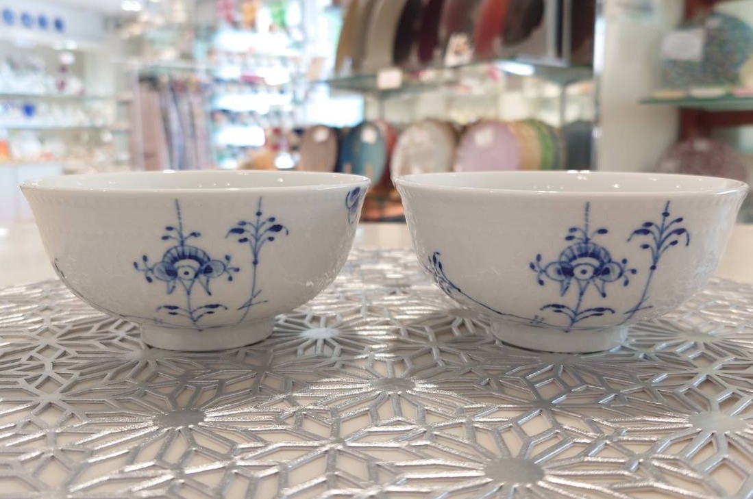 ロイヤルコペンハーゲン🇩🇰【ブルーパルメッテ】

ブルーパルメッテのシリーズでは、ペアやセット商品が販売されています。ご自宅用やプレゼントにおすすめですよ☺️