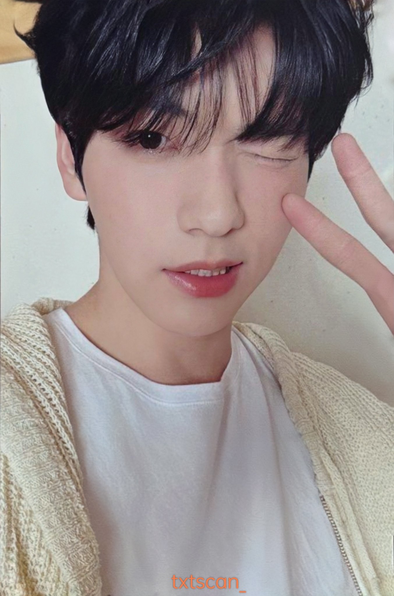 アイドル TXT FINDING MOA SOOBIN PPULBATU FINDING MOA POP-UP | TXT Wiki | Fandom