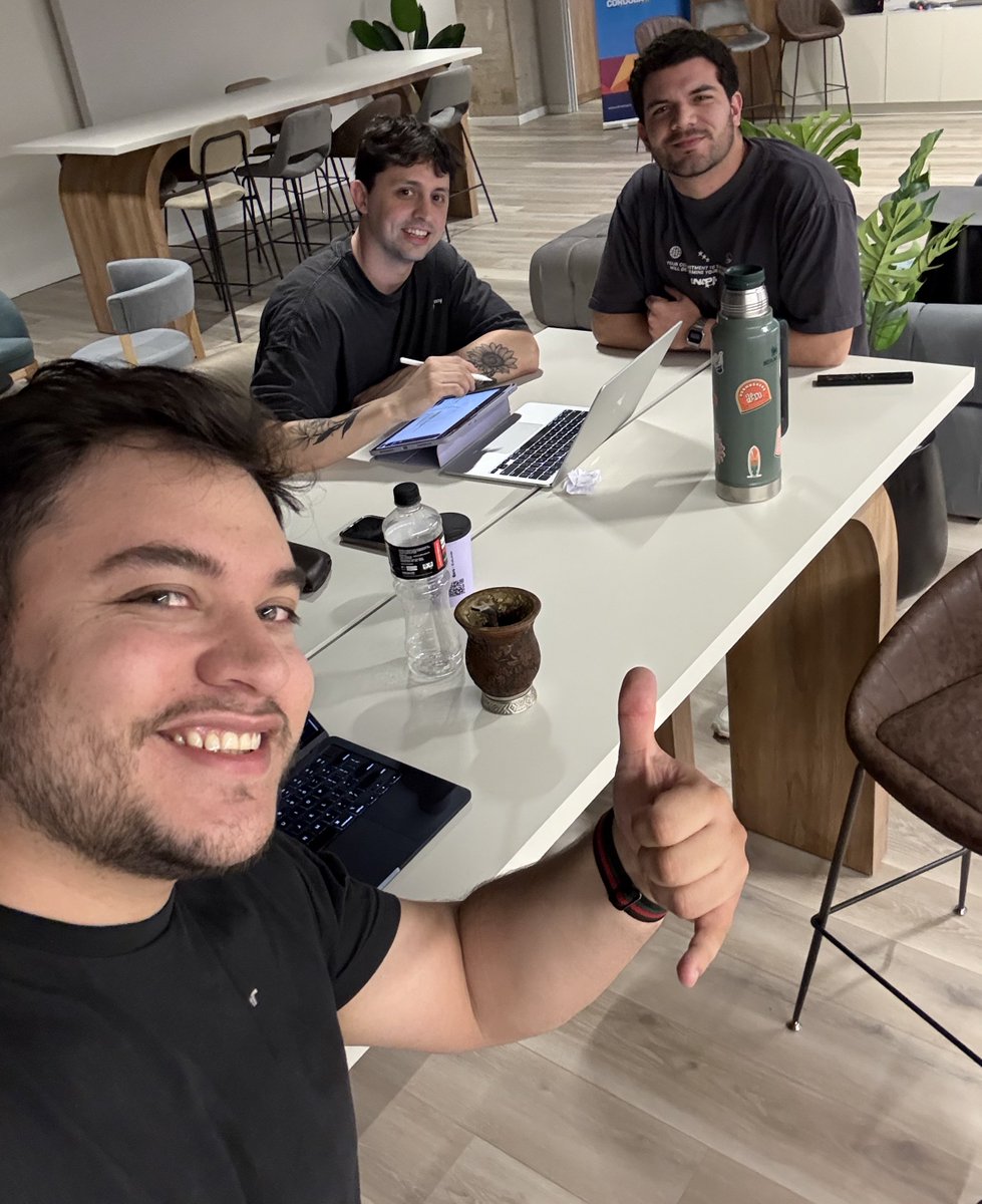 En esta empresa se deploya los sábados a las 00:15 ✨

Prime total de @retriphq 🚀