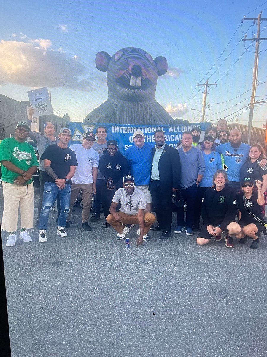 Sat, 8/30 @ 3pm: The Labor Show w/JDoc &amp; Krausey Presents The IATSE 8 Picketline Broadcast Against 2300 Arena &amp; All Elite Wrestling on WWDB Talk 860 wwdbam.com

Matt McIntyre
Mike Barnes
Sen. Sharif Street
Joe Balisky
Chrissy Gaydos
Kyle Hanahan
Roger the Rat