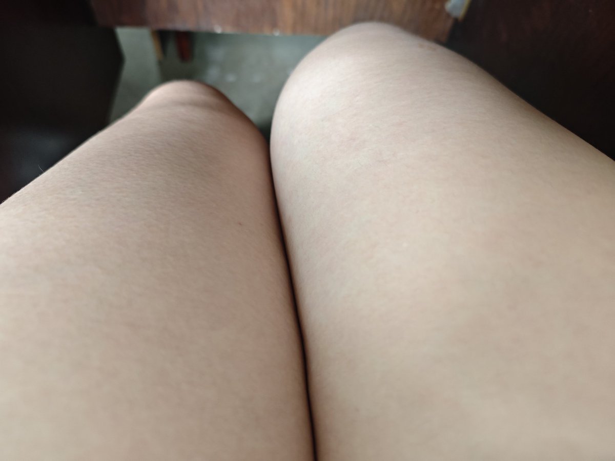 黄推福利内容 - 欢崽饭超香(贫穷老师版)的精彩图片 福利姬欢崽饭超香(贫穷老师版)分享的黄推图片2 - 网红私拍内容