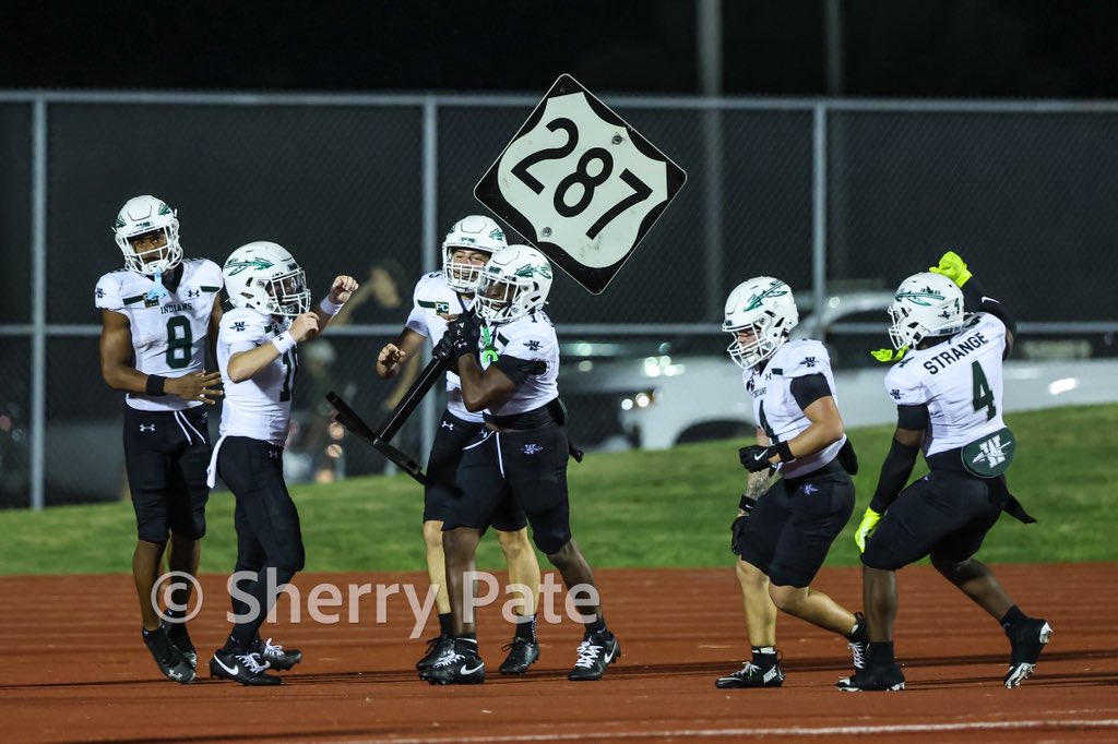 Congratulations <a href="/NDNFootball/">Waxahachie Football</a> <a href="/WaxahachieISD/">Waxahachie ISD</a> #txhsfb #dctf #fridaynightlights #battleof287
