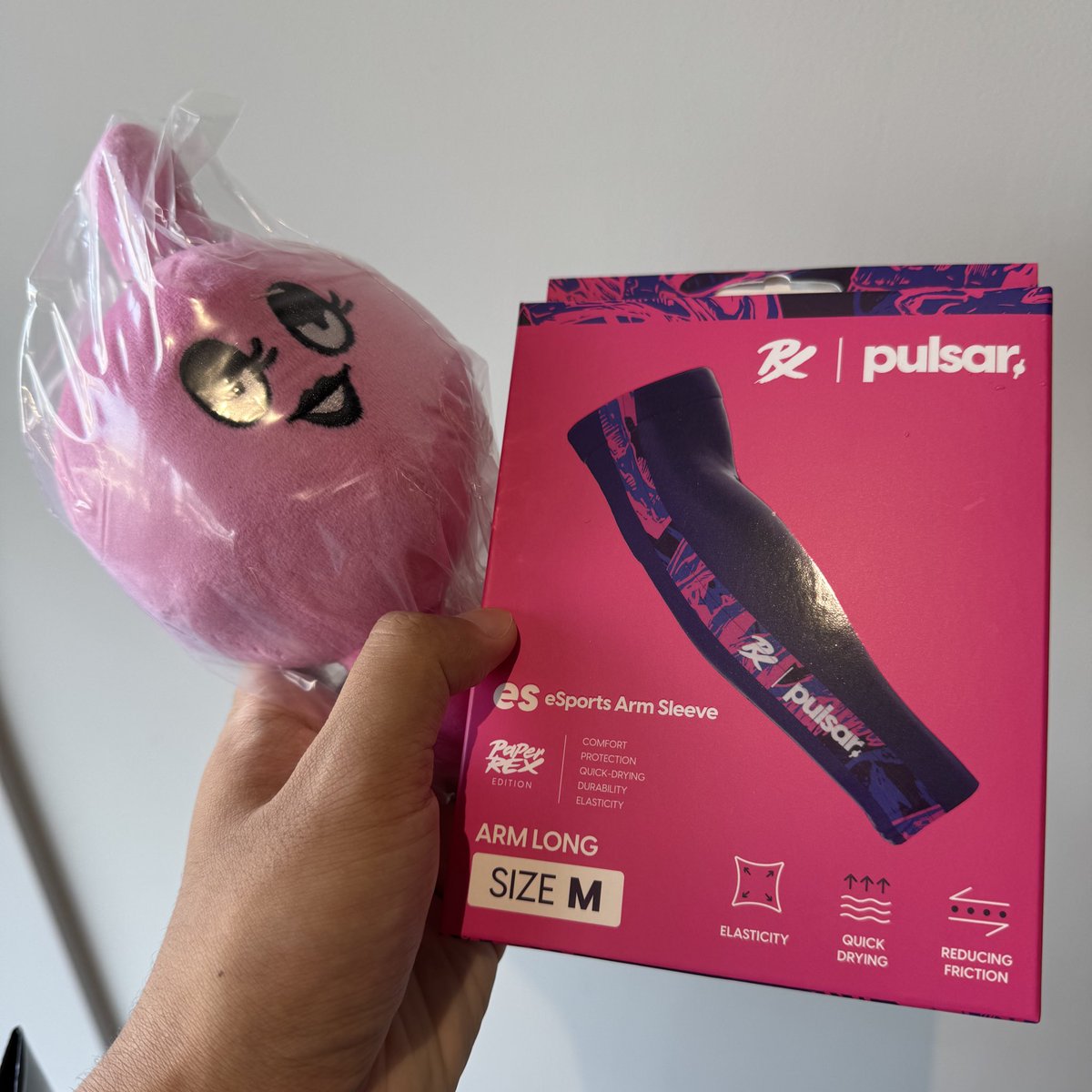 Ikemyyy's tweet image. Pulsarのブース凄い人だった👀

楽しいぞ✨️
#vctpacific #Pulsar