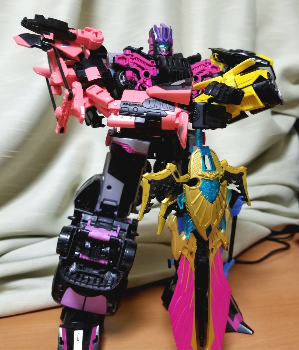 Zimmad041's tweet photo. #トランスフォーマー
Megatronia https://t.co/QELGNjEdYi