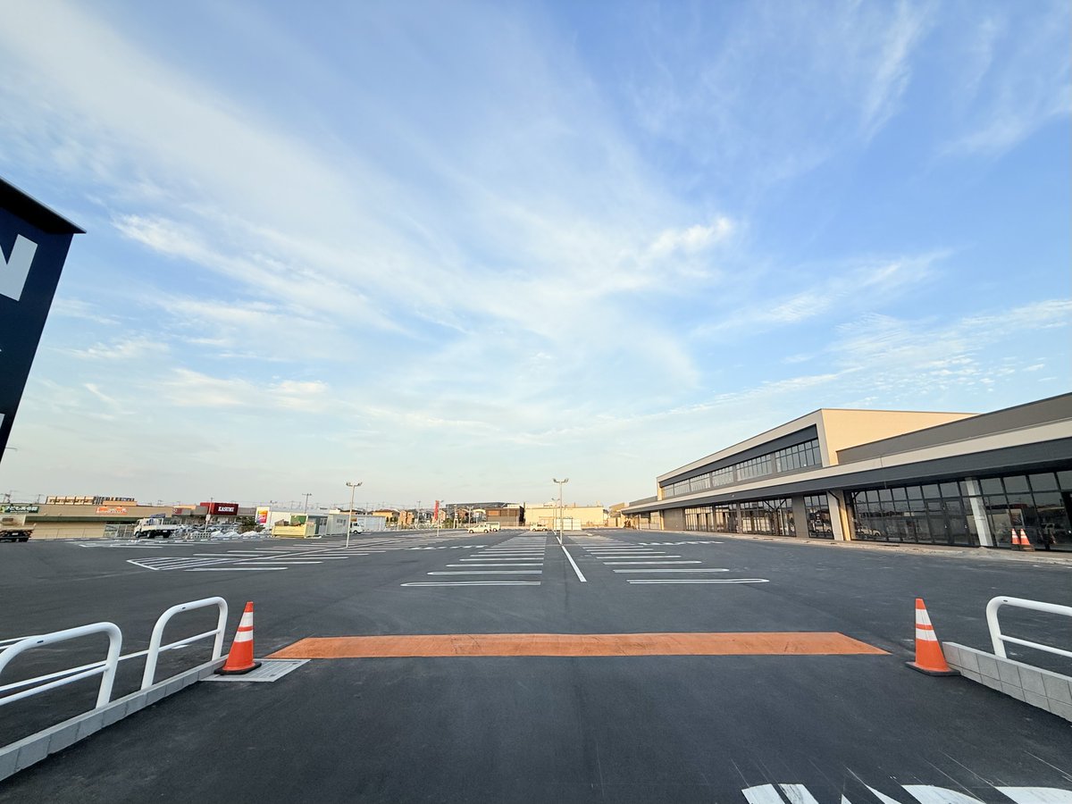 morino8jp's tweet image. #みらい平 の業務スーパーとカスミの近くに建設中のこれさ、
ジョイフル本田なのかってほど広くない！？

噂のロピア、これなの？マジ？？