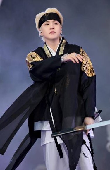 OMO OMO! Are we getting official ‘Daechwita’ Agust D photocard??🥹