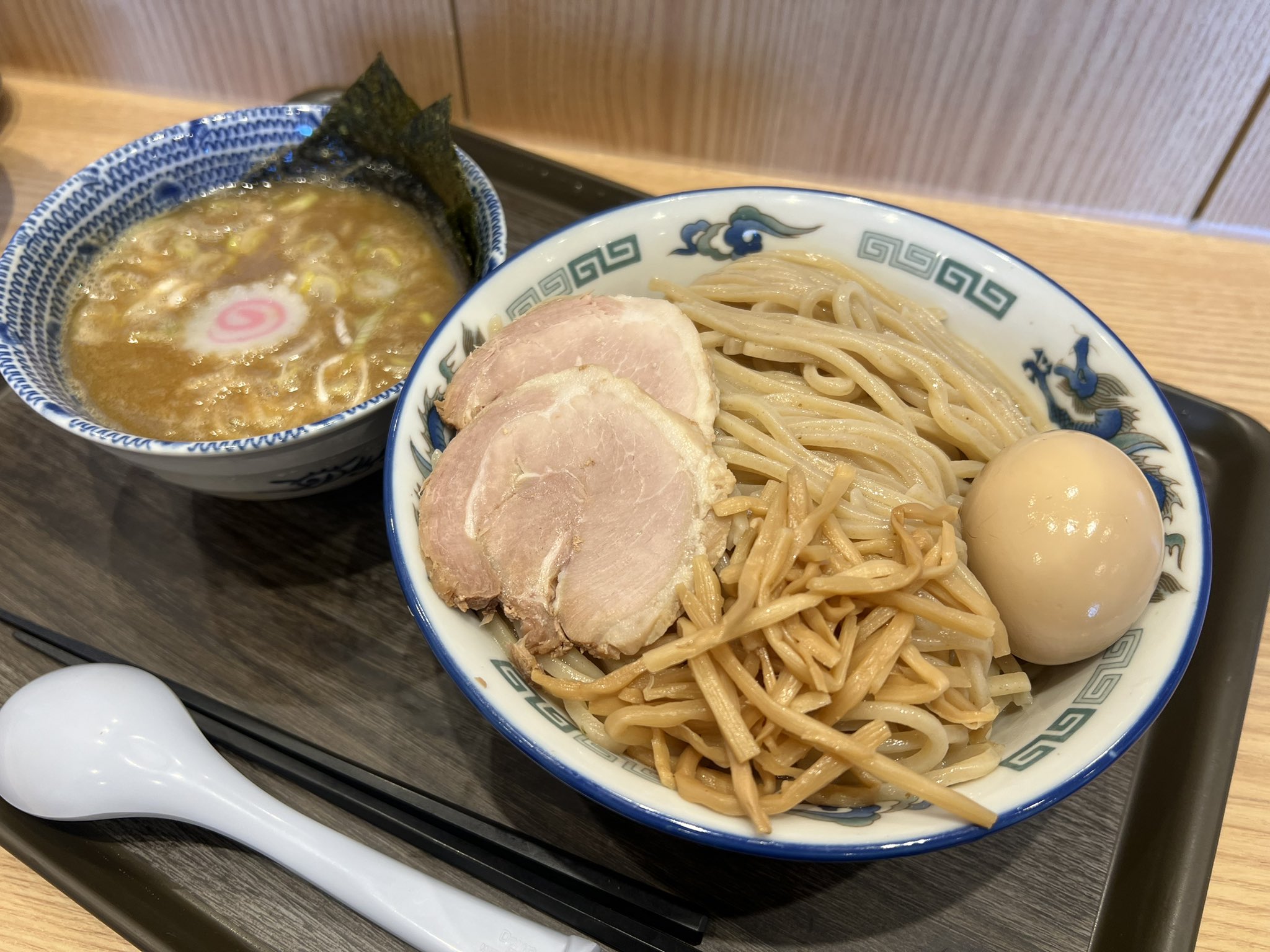 なお@🍜大好き (@nao77iori) / X