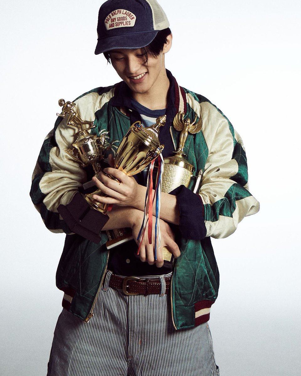 The Firstfruit - MARK 🐯🍏🏆

- Show champion
- Music Bank
- Music core
- BPM
- Hot Stage
- Melon Weekly Top Artist
- JMA Album of the Year

ทุกรางวัลเกิดจากแรงทั้งโหวต สตรีมของม้าคพึทั้งนั้นเลย อย่าลืมชมตัวเองกันเยอะ ๆ น้า ส่วนคุณศิลปินเดี่ยวตัดสูทรอรับถ้วยกับเต้น 1999 ได้เลย 🤩