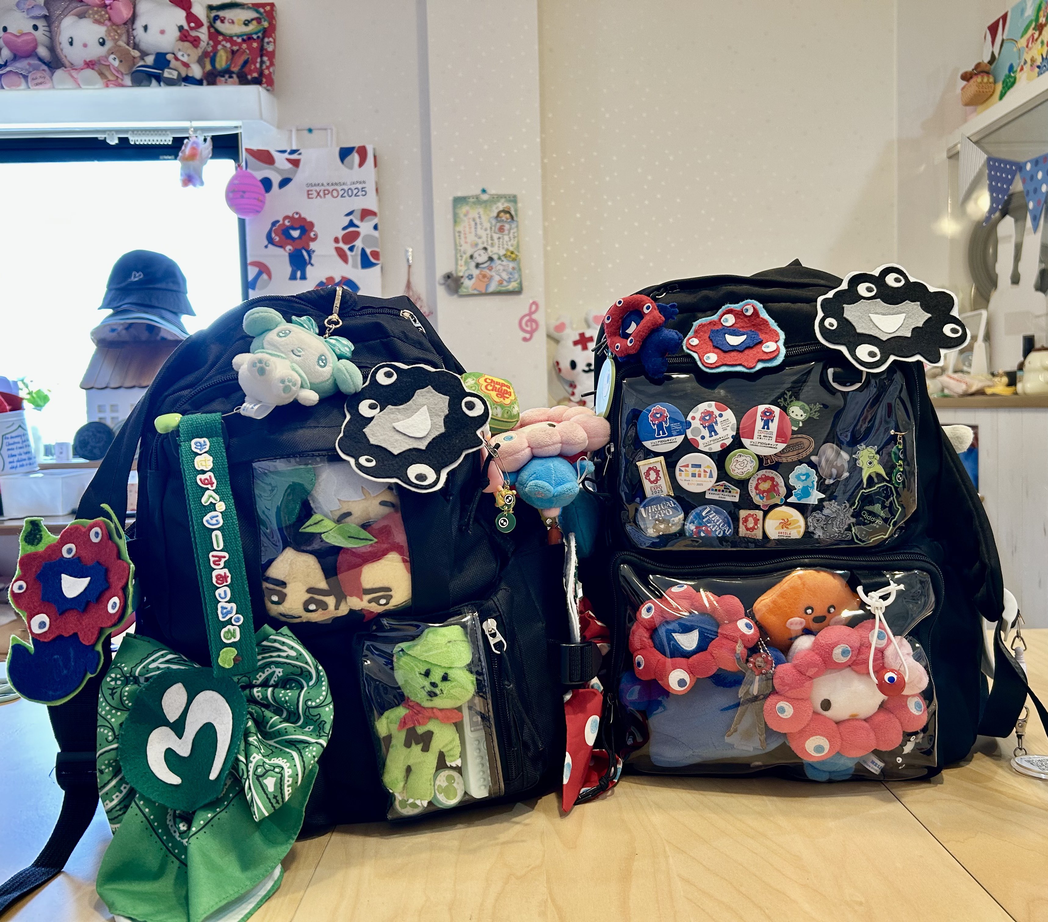 柄厳選♡万博　ミャクミャク　総柄　リュック サック 柄厳選♡万博 ミャクミャク 総柄 リュック サック