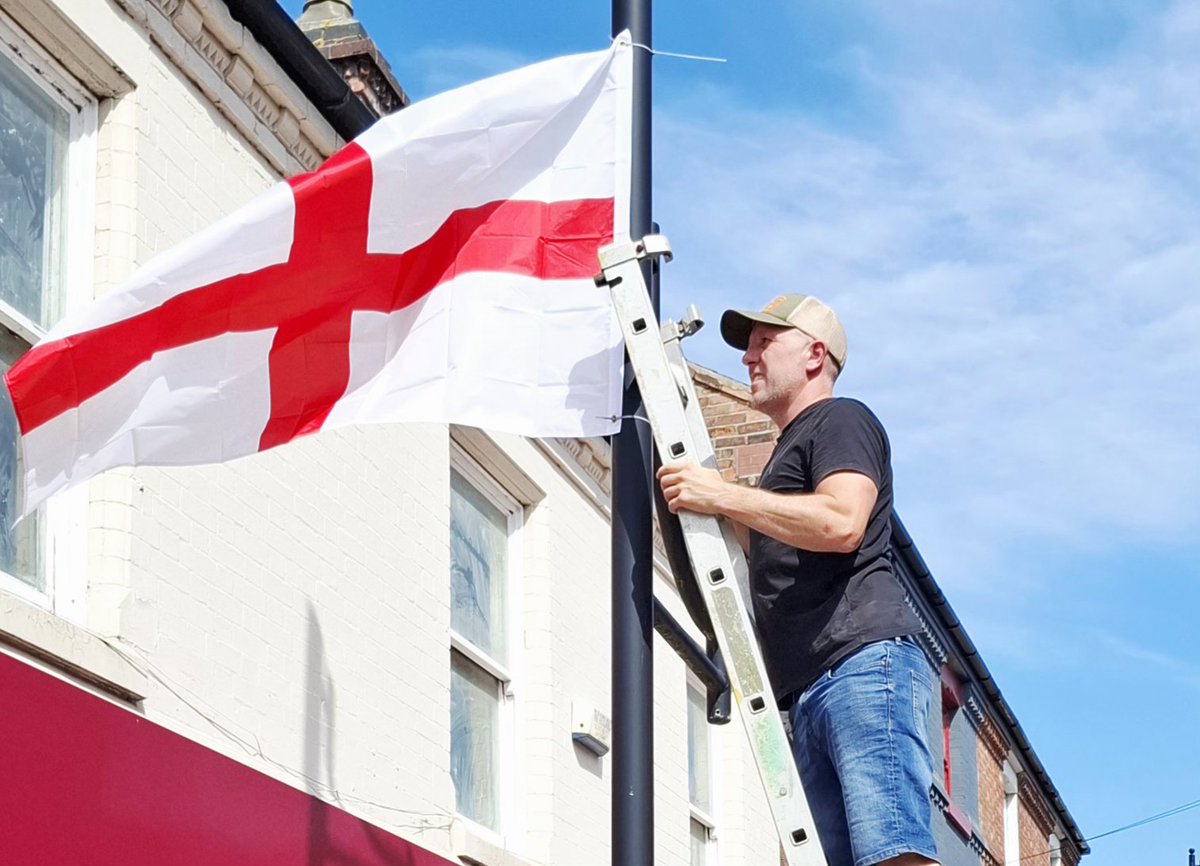 Life is all about the choices you make, whats in your heart, knowing right from wrong, having the balls to face down your fears, doing the right thing for you and your family. 

I've made my choices, I refused to be a puppet for crooked politicians, I've stood up, I've put my