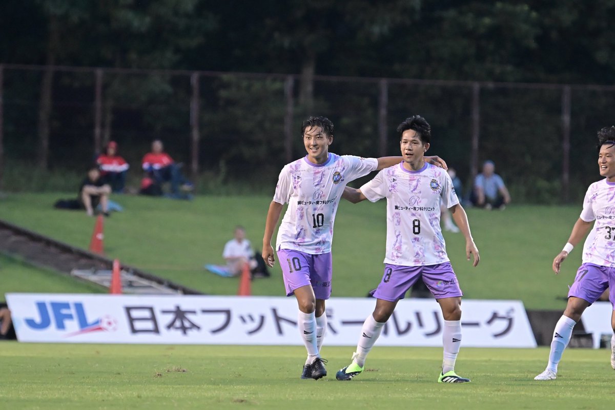 #北條真汰 の突破からの折り返しの混戦から、 #人見拓哉 の一撃⚽️🔥

#レイラック滋賀