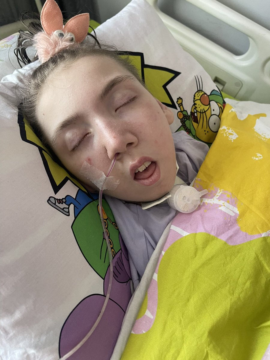 kızım nasipse olur kısmetse ayağına gelir kaderinse seni bulur Allahım takdir ettiyse kimse engel olamaz.tedavi sonrası yoruldu fıstığım.Allahım bizlere dayanma gücü var bize verdiğin emaneti en güzel şekilde ağırlayalım.Bir babanın çaresizliği çaresizliğin en korkuncudur.