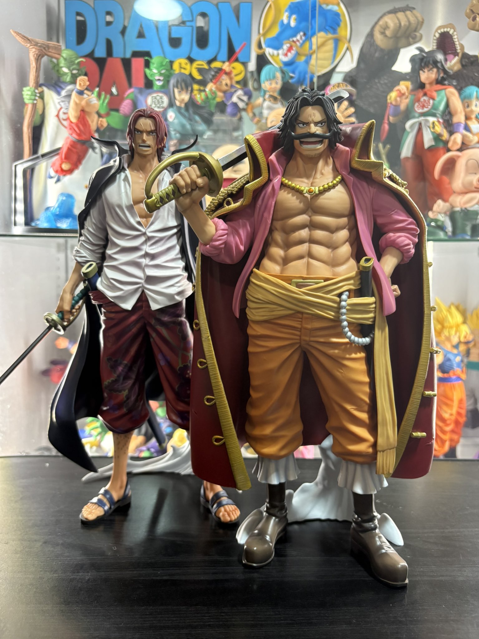 バンプレくじ PREMIUM ワンピース　シャンクス　ロジャー　サボ バンプレくじ PREMIUM〜 A賞 ブラシカラー シャンクス サボ
