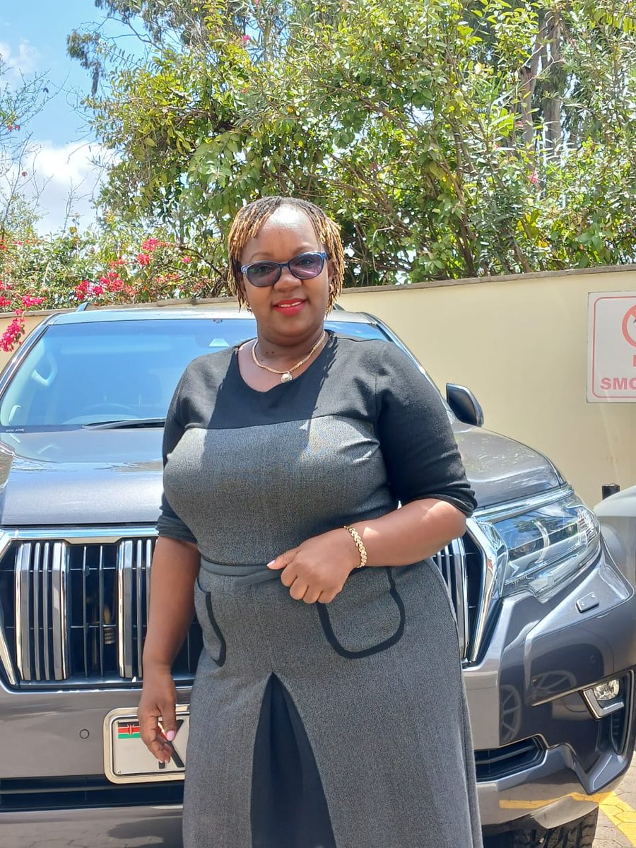 Hawayuu 👋 
Karibu tabarira-ini ya #Gucina na Mwana wa Muthamaki Wambui wa Githongo.
#InooroFm #MuciiwaUtuginaUtana