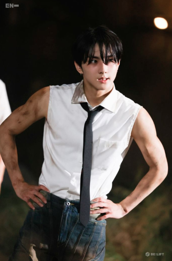 About Music tweet media